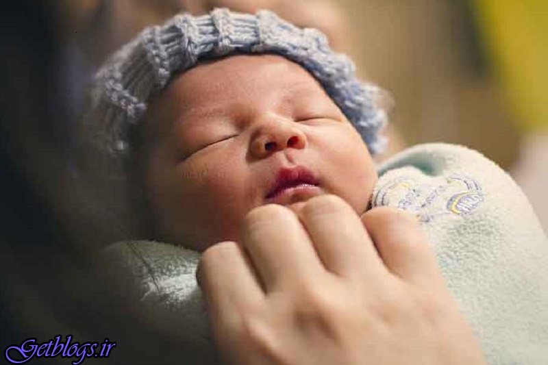 علت دست و پا زدن جنین در ماه های آخر بارداری