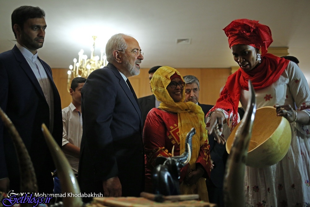 تصاویر) + پوشش جالب مهمانان آفریقایی در دیدار با ظریف (