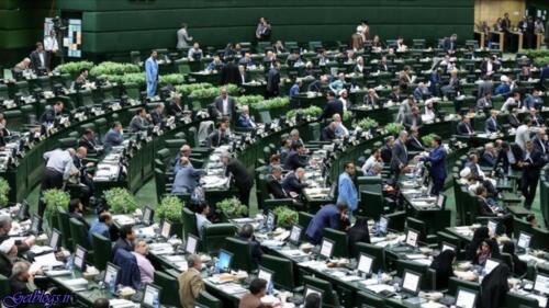 عکس های 17 استاندار، 80 معاون استاندار و 1200 مدیربازنشسته باید از پستهای مدیریتی کار بروند 17 استاندار، 80 معاون استاندار و 1200 مدیربازنشسته باید از پستهای مدیریتی کار بروند